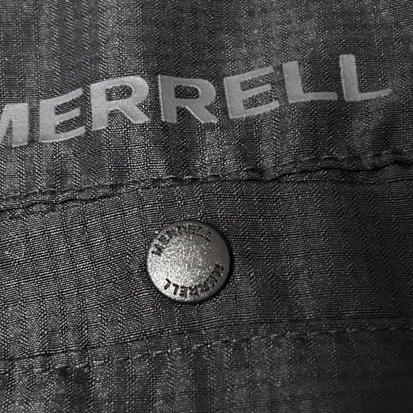 Merrell Tech Shirt SPF-30-50 Recyled material Fishing Hiking Lightweight Black - Picture 11 of 16